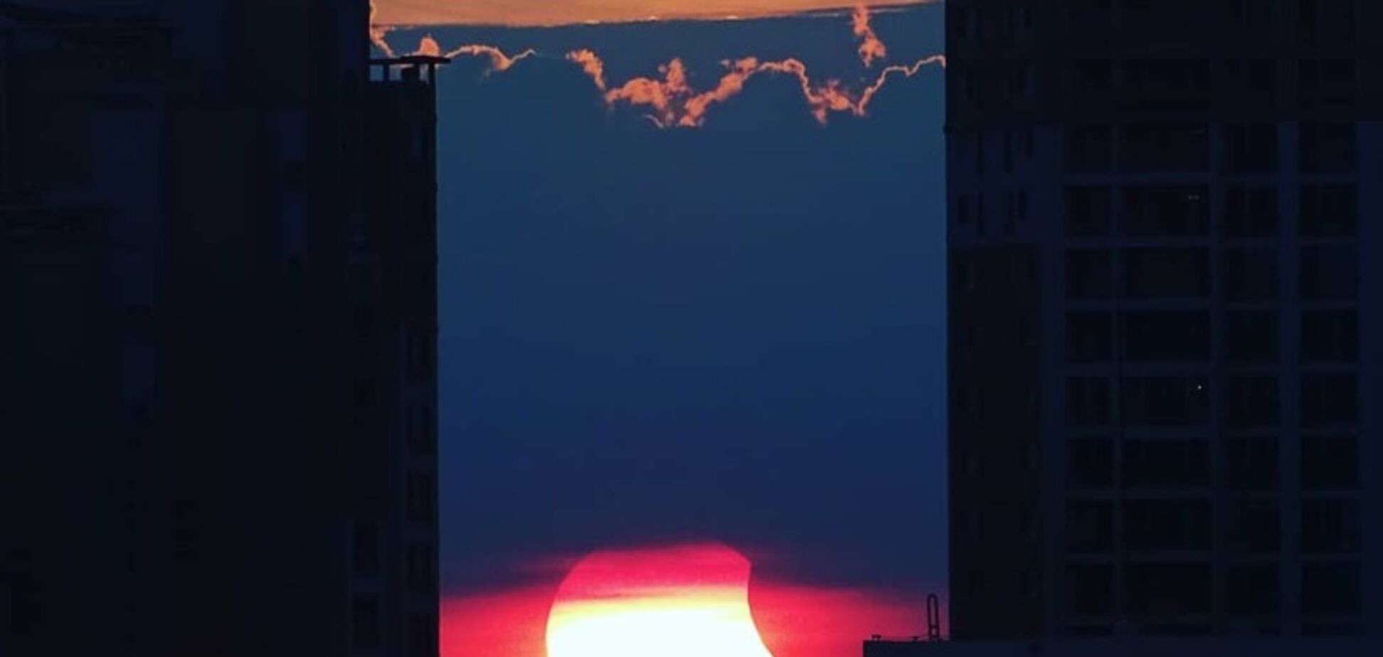 Солнечное затмение 11 августа: появились невероятные фото явления со всего мира