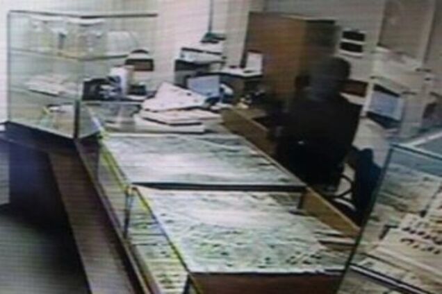 Дерзкий налет на 'ювелирку' в Киеве: стало известно, сколько унесли преступники