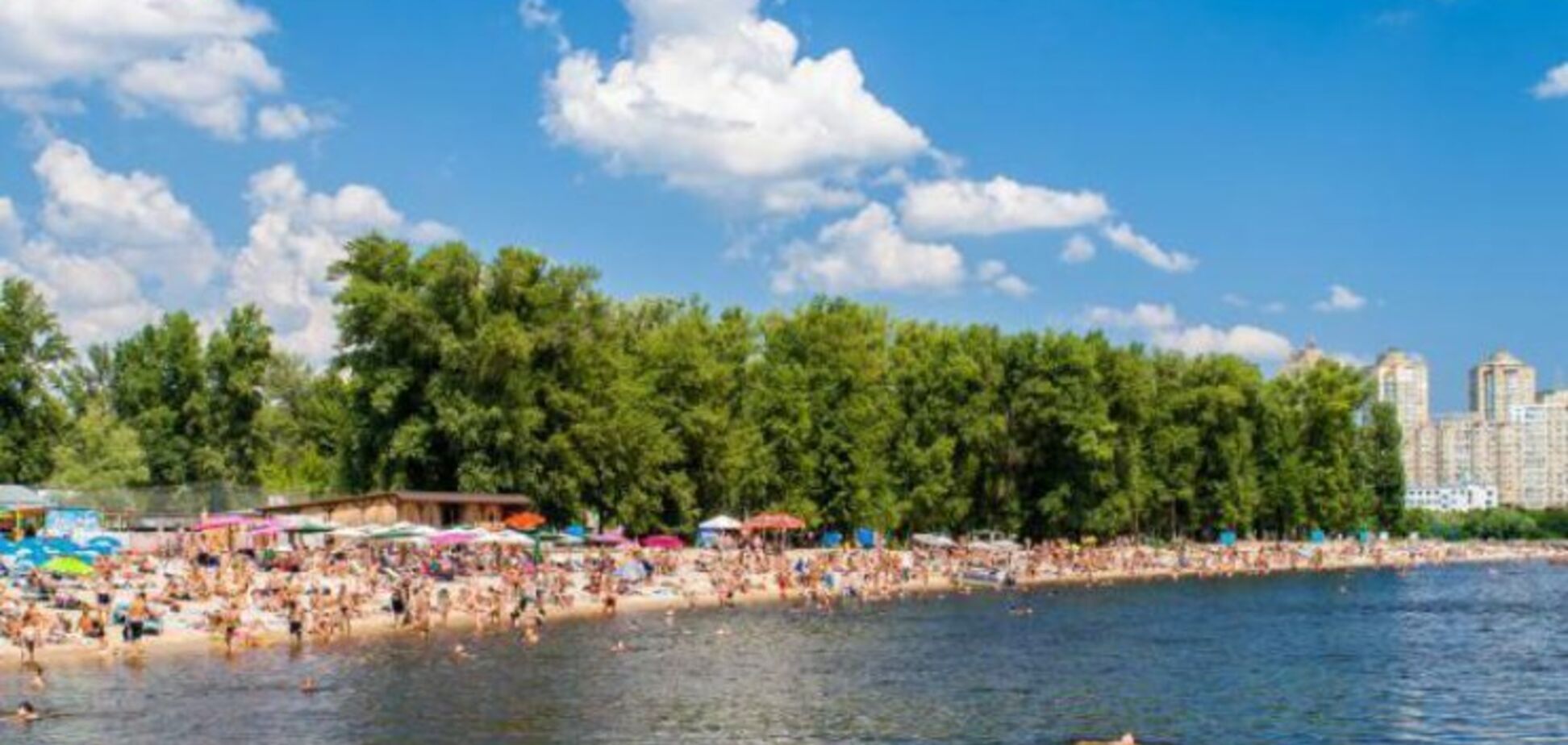 'Нюхають кокс': журналістка розповіла, як натрапила на горе-мам у відпустці