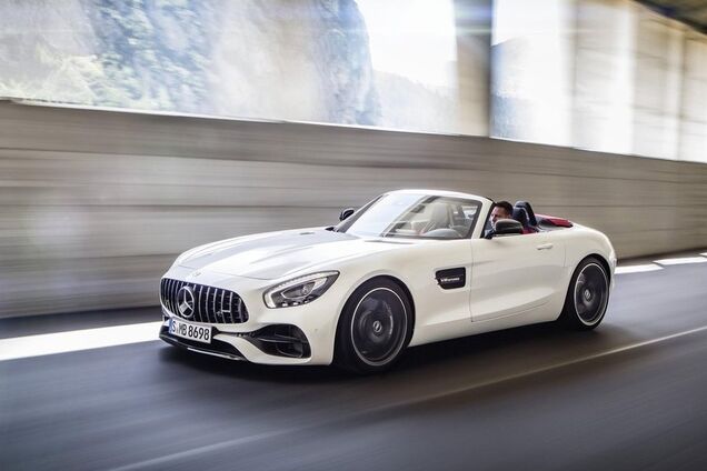 В Харькове засекли дорогущий спорткар на еврономерах