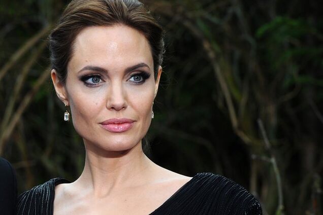 Анджелина Джоли легла в психиатрическую клинику: что случилось с актрисой