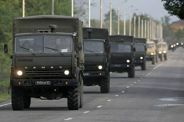 Россия перебросила технику на Донбасс: полковник выяснил цель