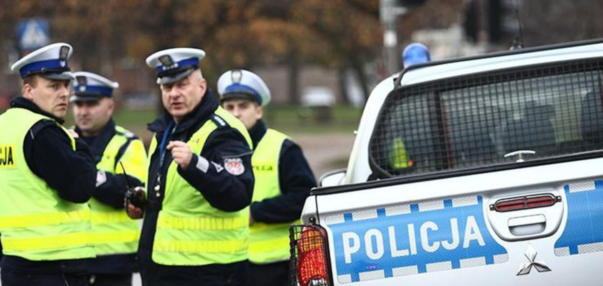 Крепкие орешки: в Польше копы устроили итальянскую забастовку