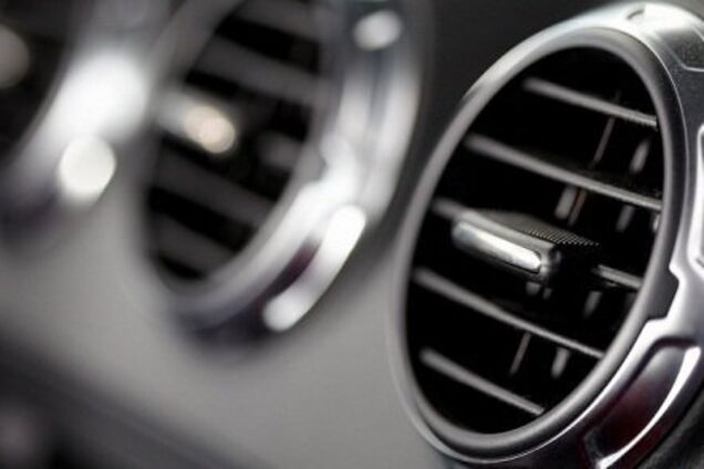 Нужно ли отключать кондиционер во время разгона?