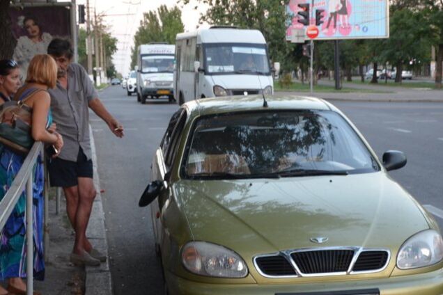 Збив жінку з дитиною: у Миколаєві очевидці ДТП влаштували самосуд