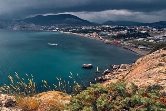 'Пробки и мусор': россияне рассказали, как разочаровались в Крыме