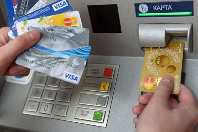 Блокада в действии: Россия отрезала Крым от всемирной платежной системы