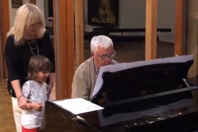 После таинственного исчезновения: Пугачева показалась на видео