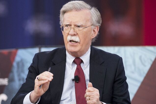 'Правая рука' Трампа приедет в Украину: чего ждать