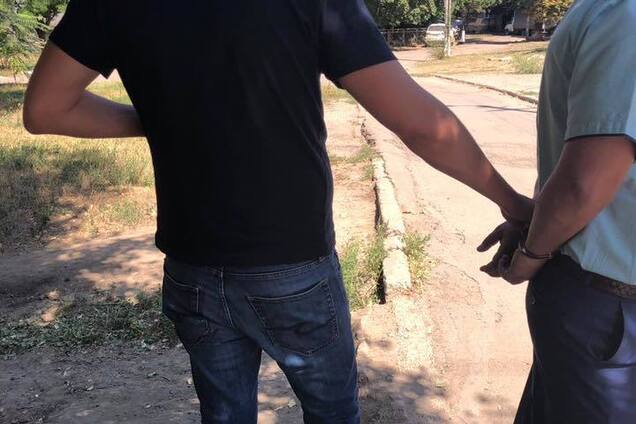 Хотел миллион: на Донетчине поймали на взятке топ-чиновника