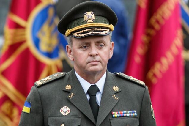 Зарплату увеличить в два раза: Муженко придумал, как удержать военных в армии