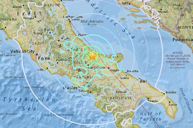 Люди покидают дома: Италию всколыхнуло землетрясение