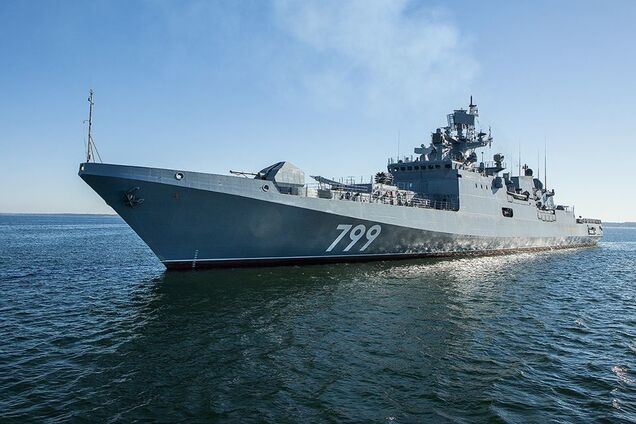 Росія направила до Криму фрегат із ракетами: що відомо