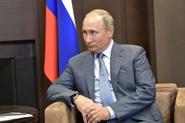 Меркель теж почекає? Путін запізнився на весілля в Австрії