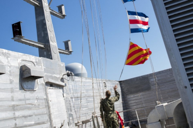 Десантный корабль США вошел в Черное море: названа причина