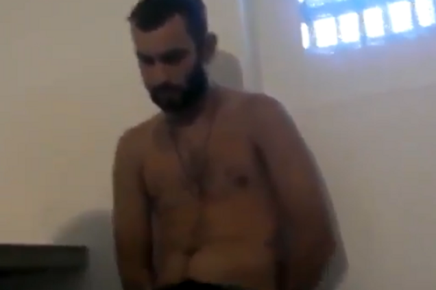 'Лучше расстреляйте, против своих не пойду!' Появилось сильное видео с пленным бойцом ВСУ