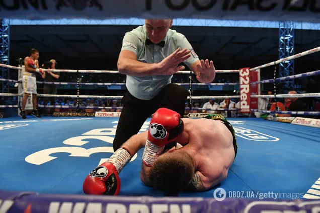 Чемпіон світу потужним нокаутом захистив титул