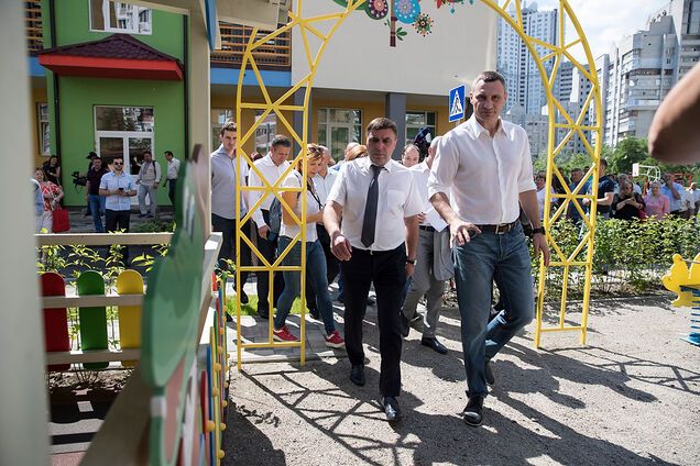 Кличко пообещал Киеву новые школы и детсады