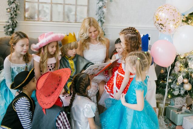 'Били в живот и горло': на Одесщине напали на многодетную мать