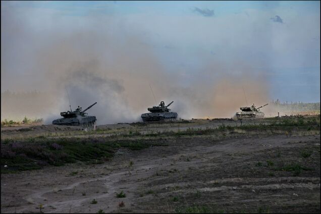 Росія стягнула війська до лінії фронту: повний список