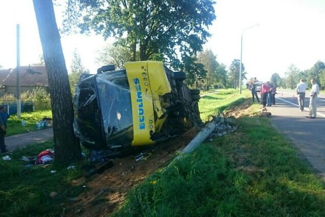 Украинцы попали в серьезное ДТП в Беларуси