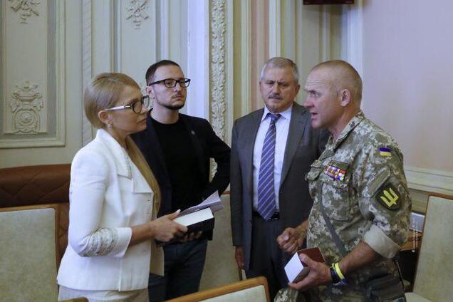 Потрібен мир: Тимошенко зажадала створення потужної армії