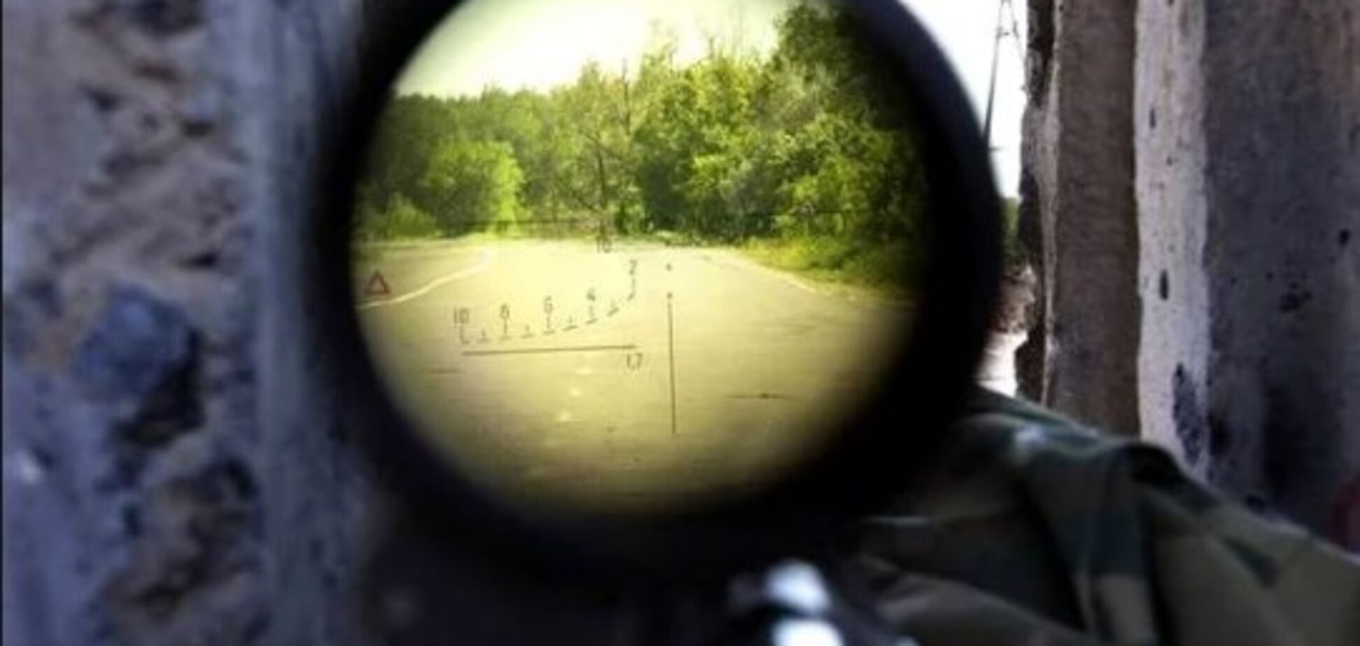 'Сжигает' глаз: террористы применили на Донбассе новое оружие