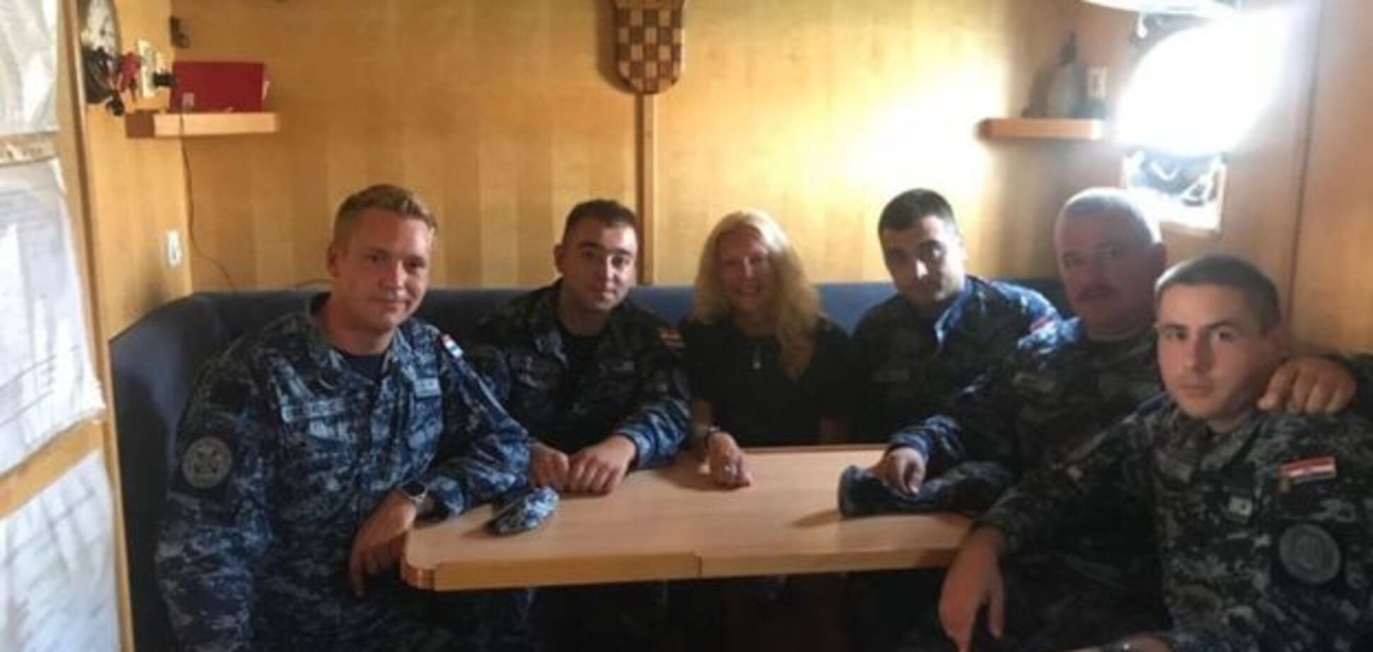 Титаник - возвращение: британка перед спасением пела в море 10 часов подряд, чтобы выжить