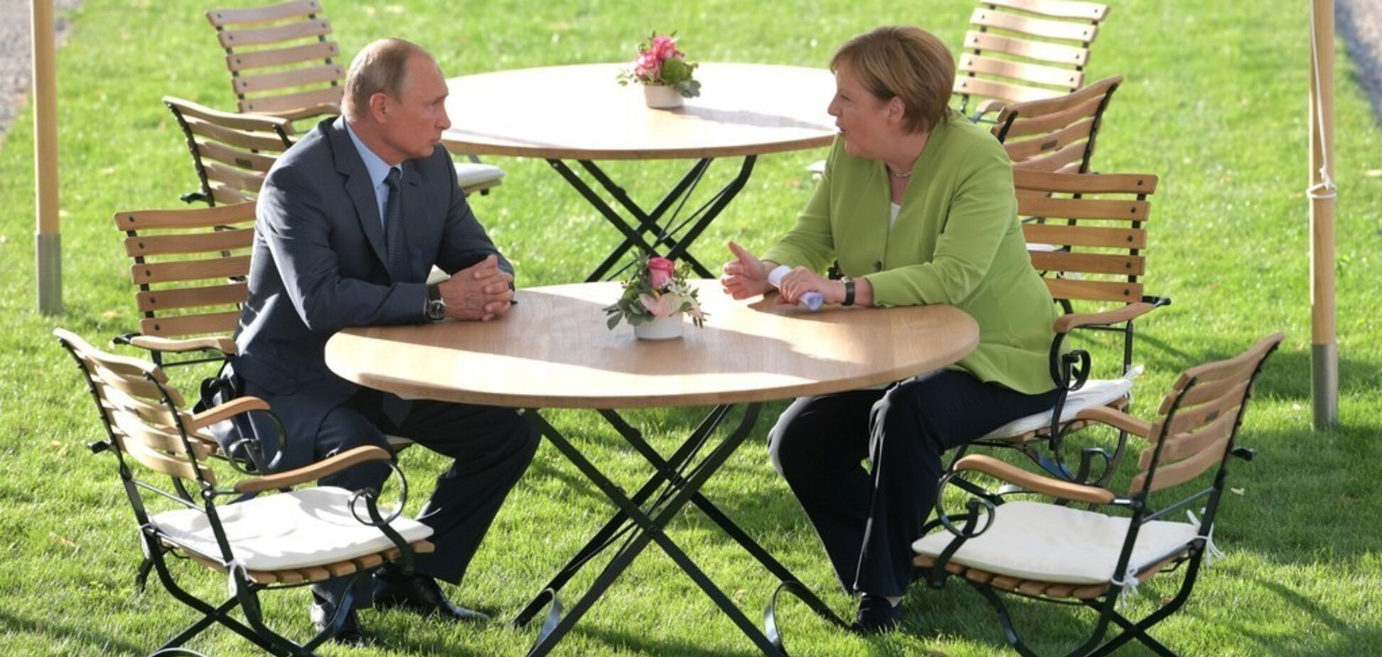 'Это игра': чего добился Путин на встрече с Меркель