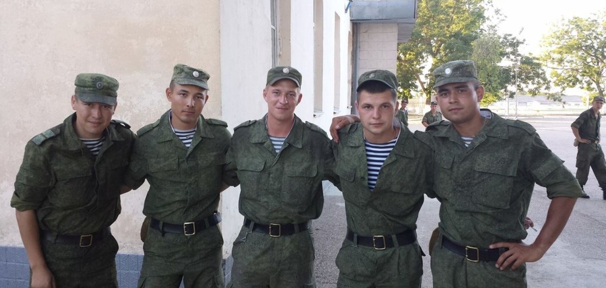 Знайдено 'зелених чоловічків', котрі захоплювали Крим: опубліковані фото і дані
