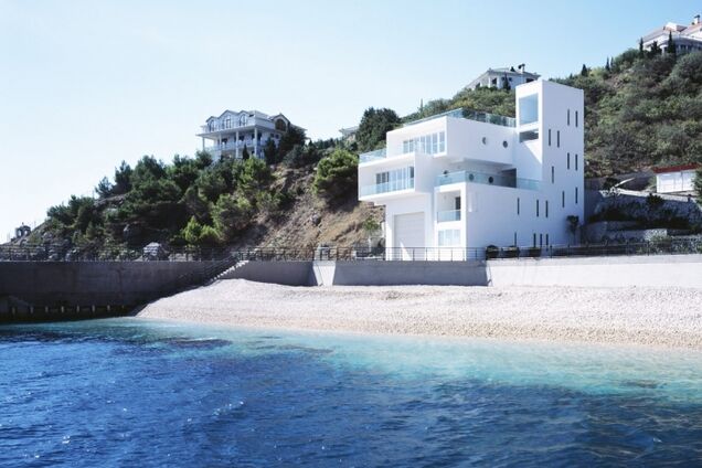 Новый год за 400 грн: россияне устроили 'бойню' за дешевое жилье в Крыму