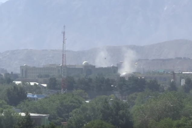 В Кабуле нанесли ракетный удар по дворцу президента