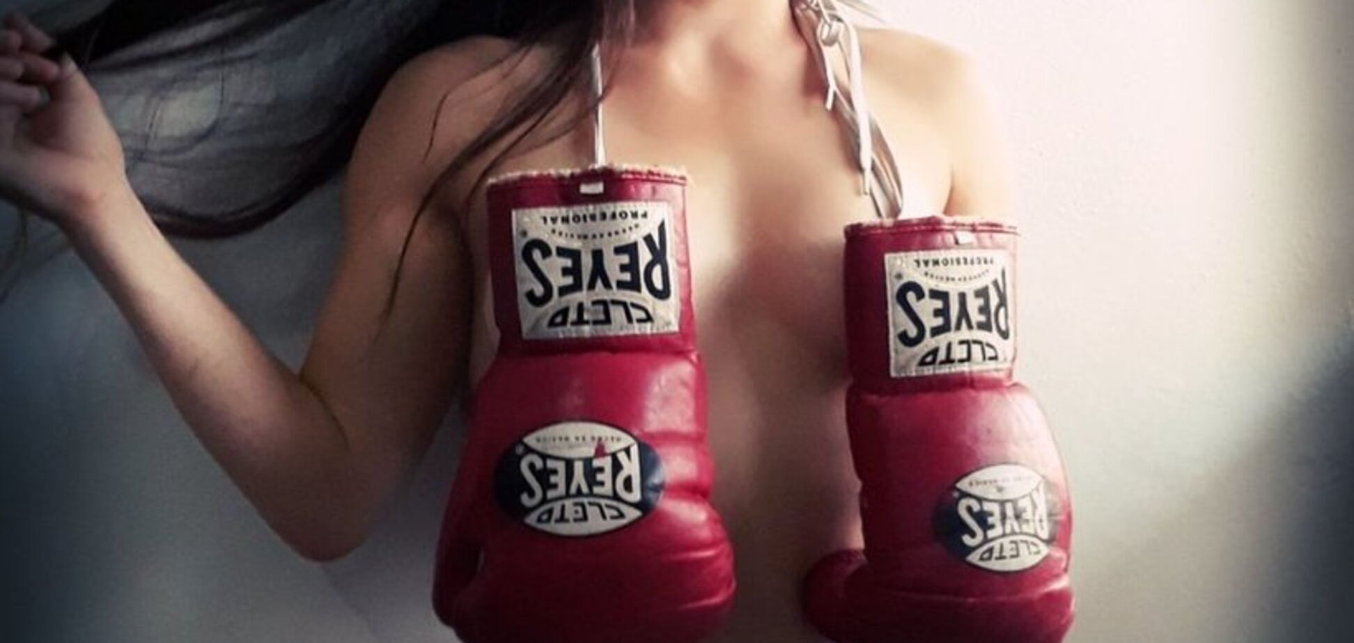 Як порнозірка: дівчина-боєць MMA здивувала відвертими знімками