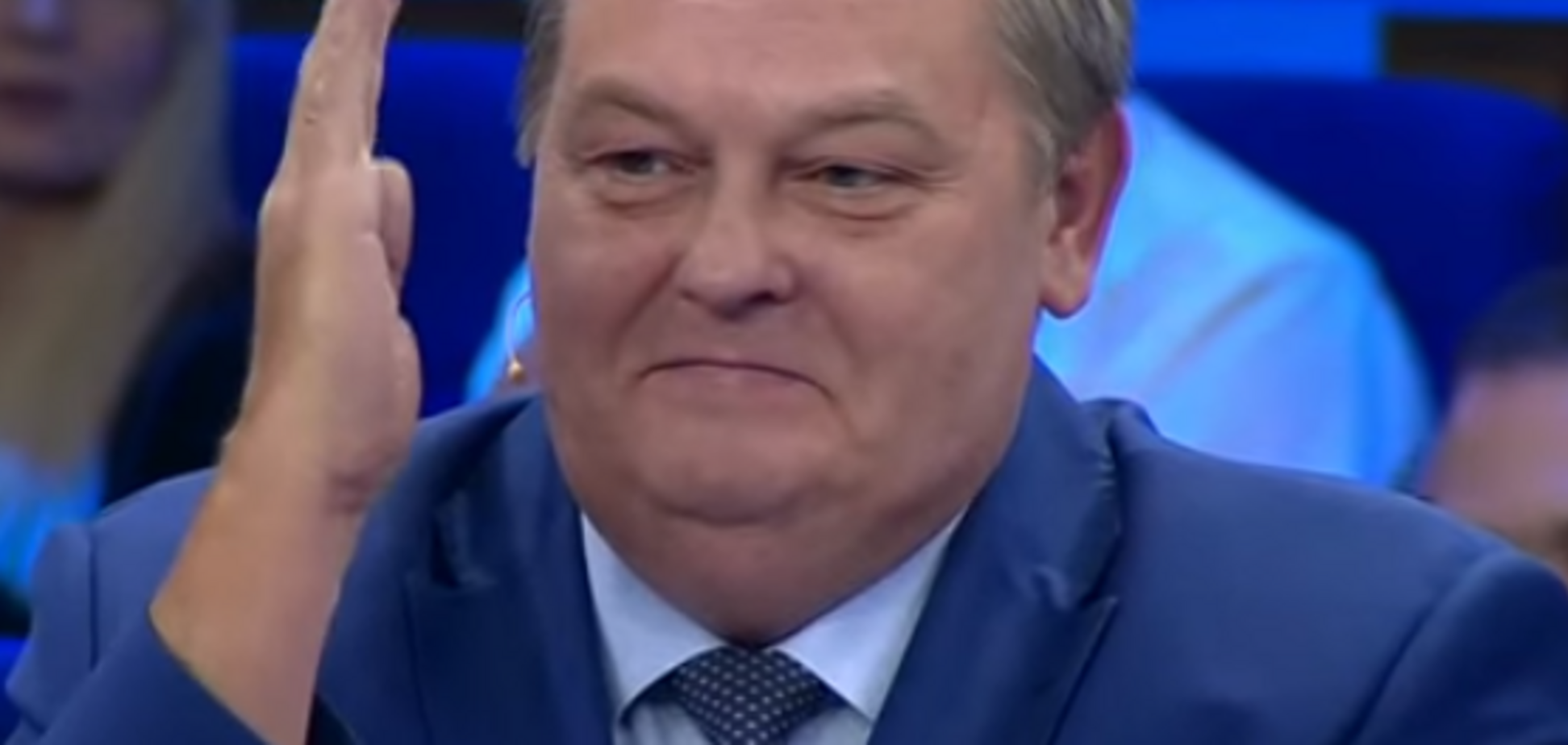 Российский историк предложил сбросить на Украину 'маленькую бомбочку'