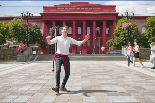 'Трогательно до слез': видео британцев ко Дню Независимости Украины порвало сеть