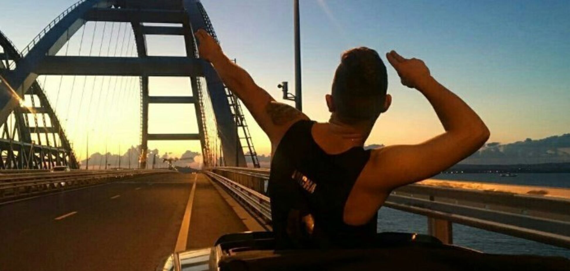 'В тесноте, да не в обиде': оккупантов высмеяли за ложь о Крымском мосту 