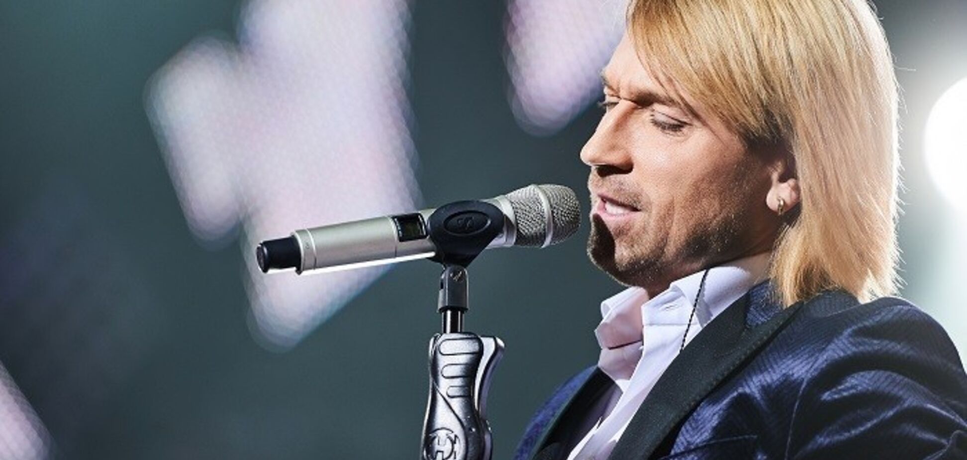 'Горжусь': Винник призвал украинцев надеть вышиванки