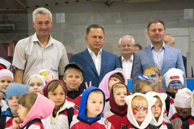 В Дружковке торжественно открыли сезон клубной школы ХК 'Донбасс'