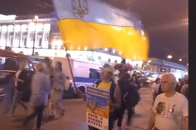 'Пусть закончится война!' В России устроили 'украинские диверсии'