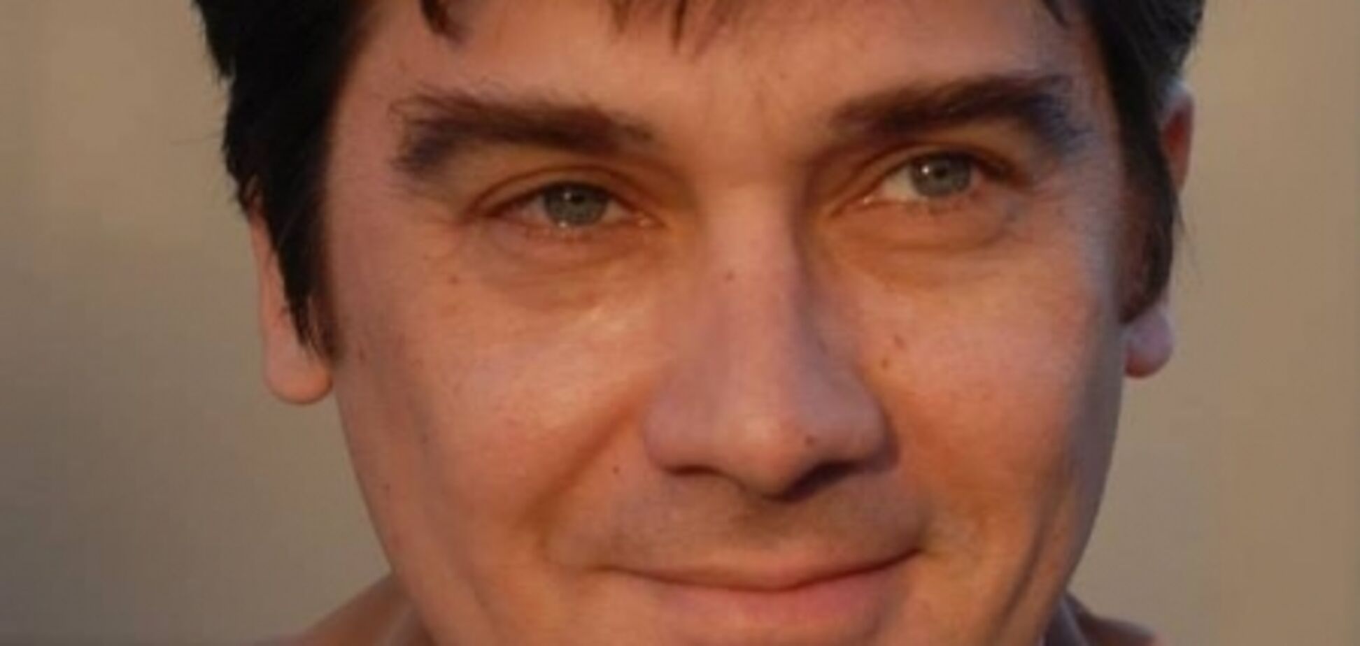 Актор 'Сватів' жорстоко побив дружину і похвалився цим у мережі