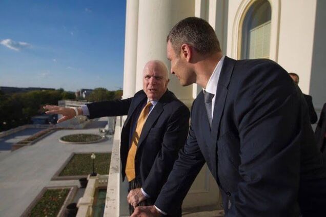 Кличко о Маккейне: Украина потеряла большого друга, который действительно болел за нее