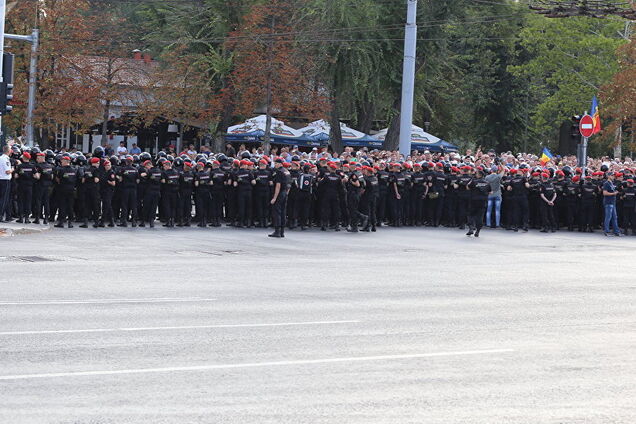 В Кишиневе полиция разогнала антиправительственный протест: все подробности