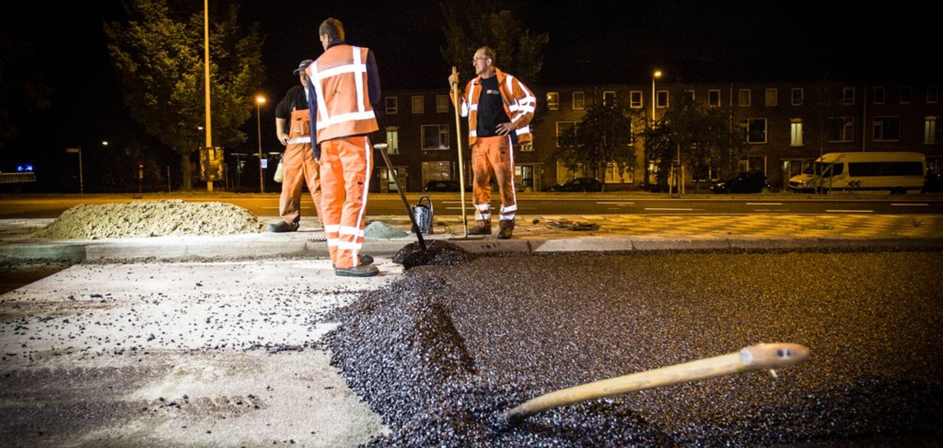 'Рекордно низкая сумма': в Украине озвучили цену ремонта дорог