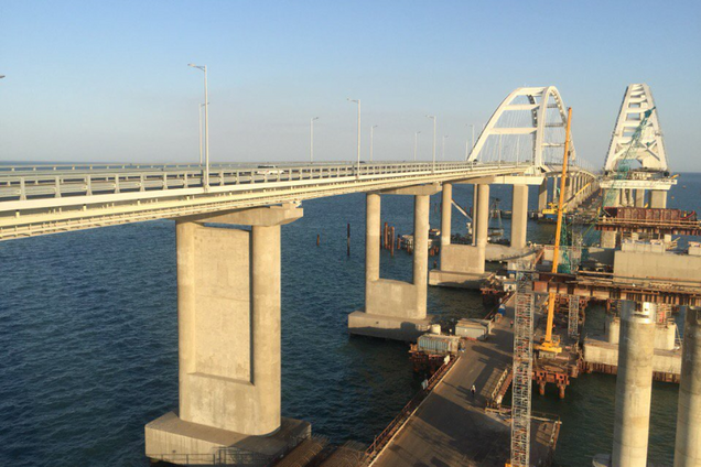 Рятує від повного провалу: окупанти побачили у Кримському мості останню надію