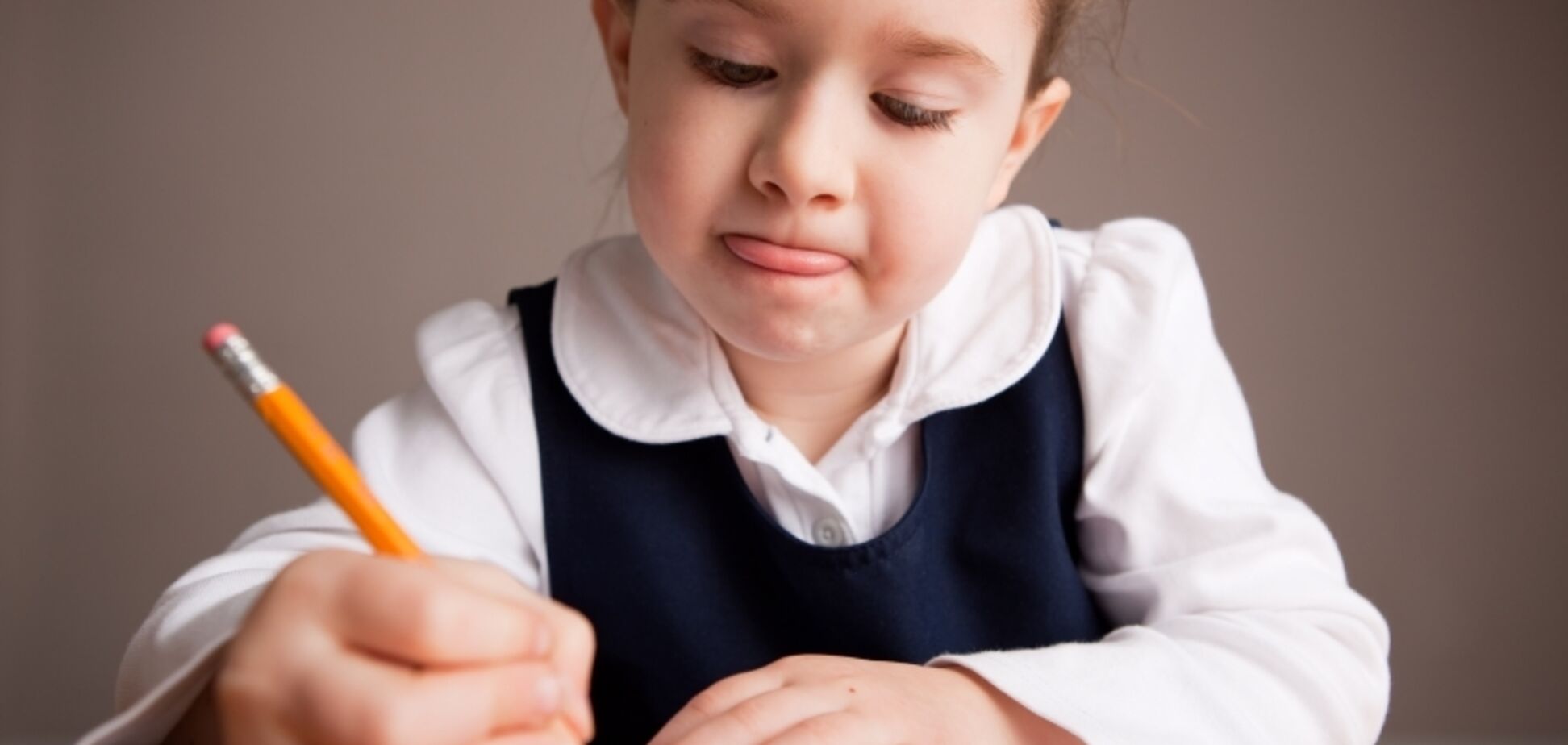 Как 'прочитать' проблемы ребенка по его почерку: советы родителям