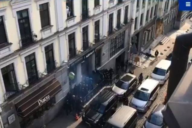 В Киеве попытались совершить рейдерский захват: фото и видео