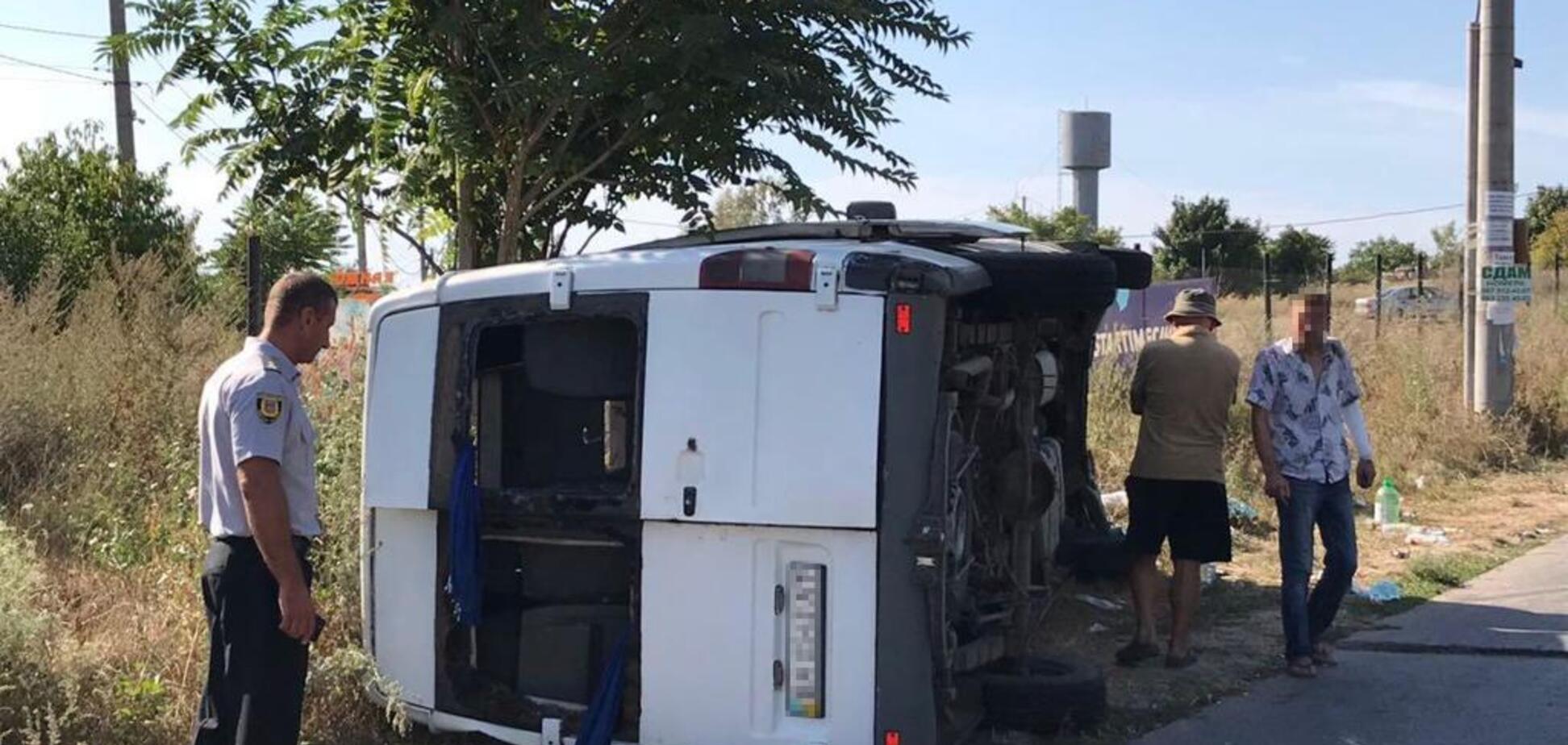 Ехали в Затоку: на Одесщине автобус с детьми протаранил грузовик