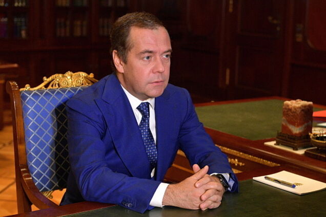 Исконно русский 'спорт': в России пояснили, куда исчез Медведев