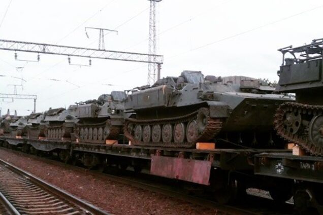 'Укрзалізниця' 'замішана' в перевезенні техніки терористів: полковник пояснив суть