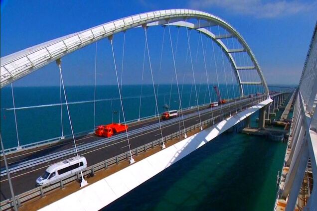'Мульон авто': в сети показали новые фото пустого Крымского моста